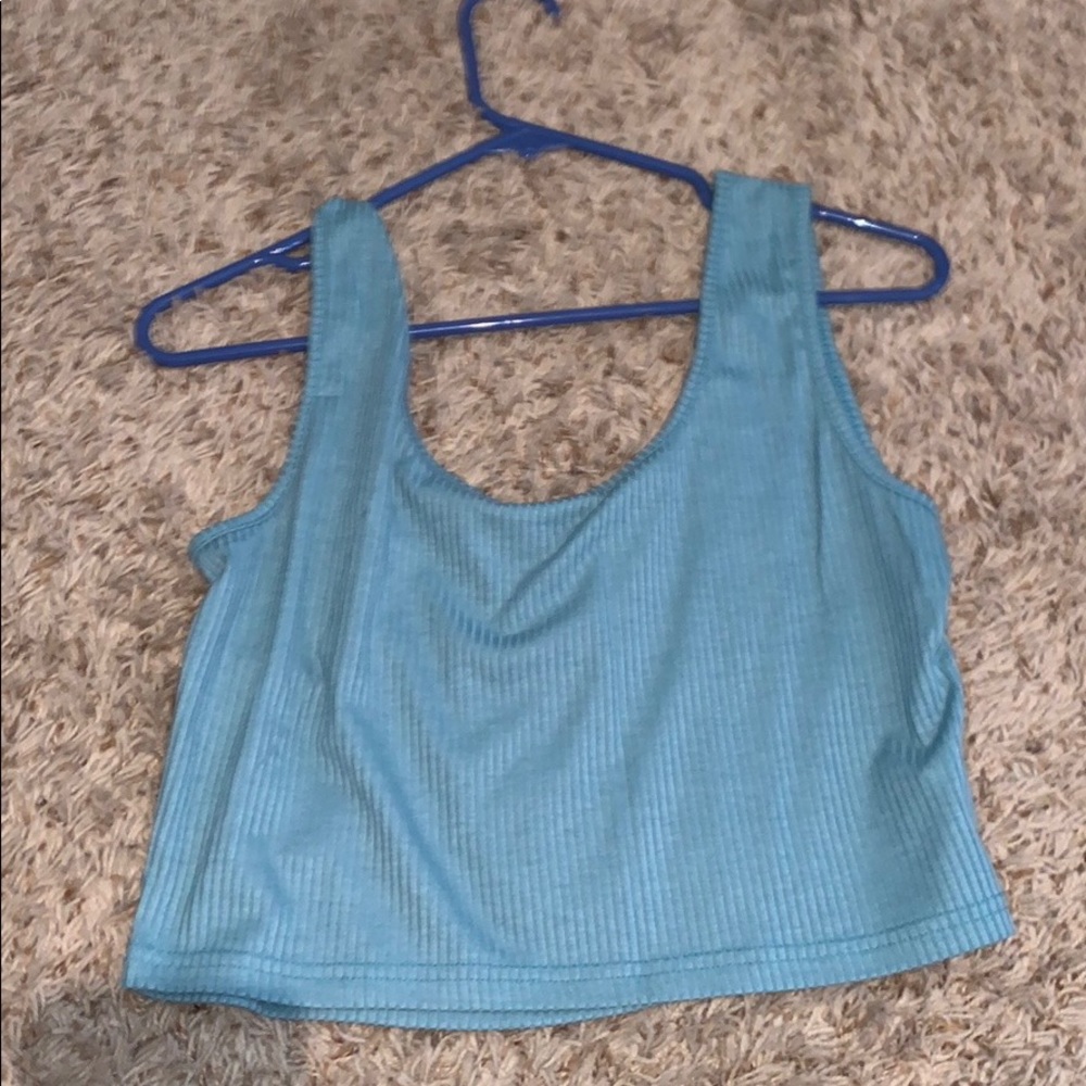 Blue cropped tank